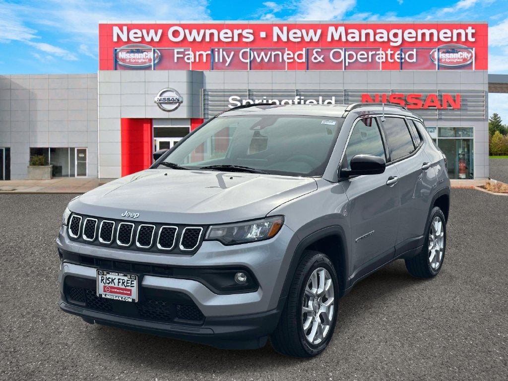 2023 Jeep Compass Latitude Lux