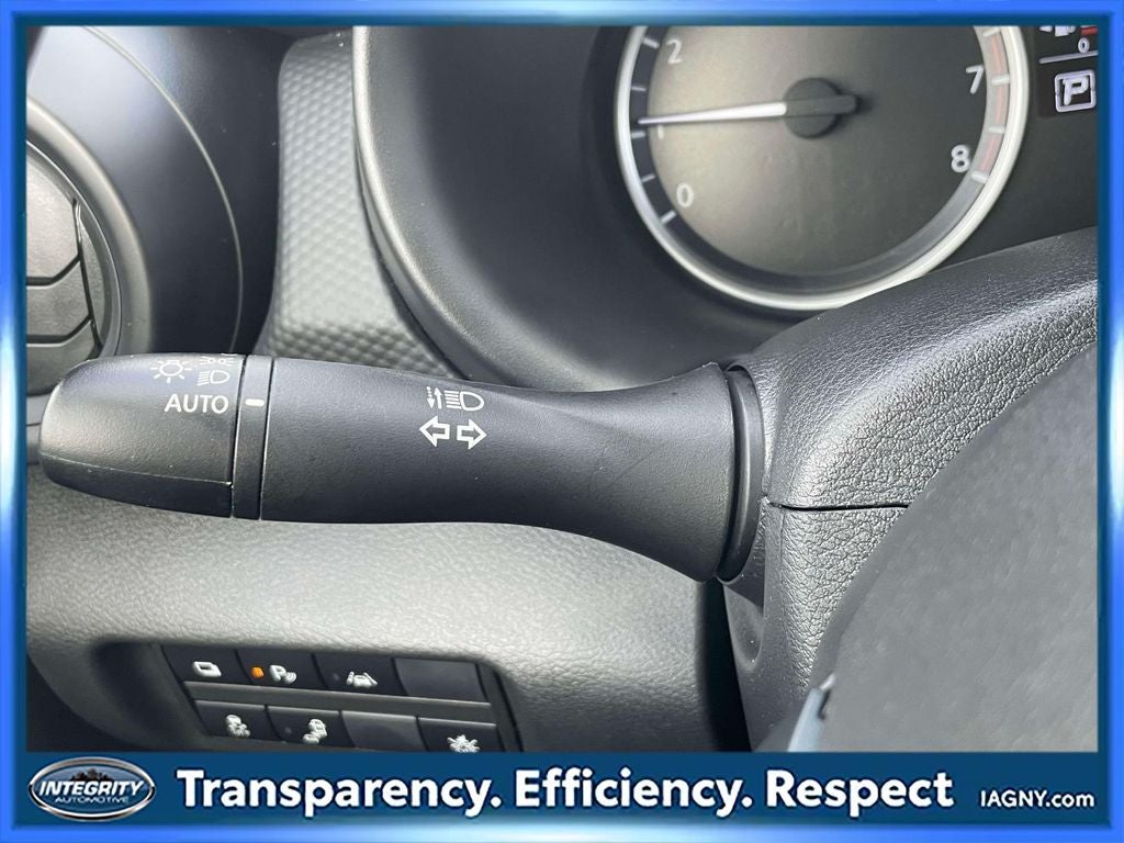 2025 Nissan Kicks Play S CERTIFIED