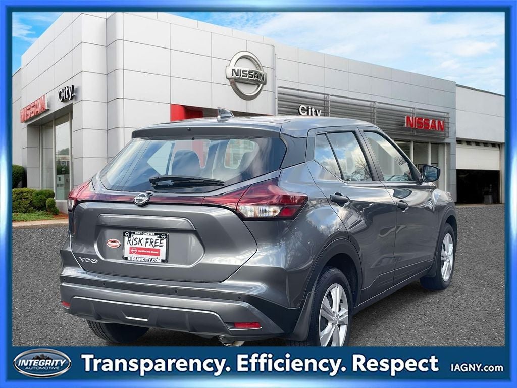 2025 Nissan Kicks Play S CERTIFIED