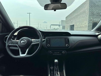 2023 Nissan Kicks SR