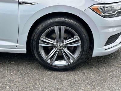 2019 Volkswagen Jetta R-Line