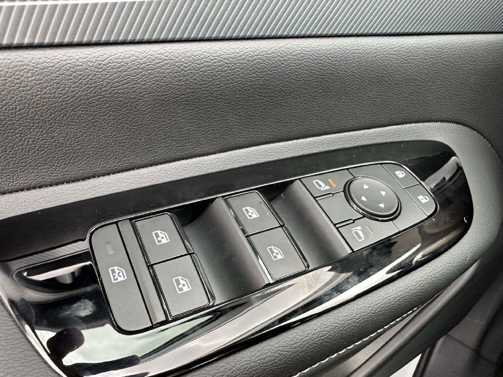 2027 Nissan Murano Dark Armor