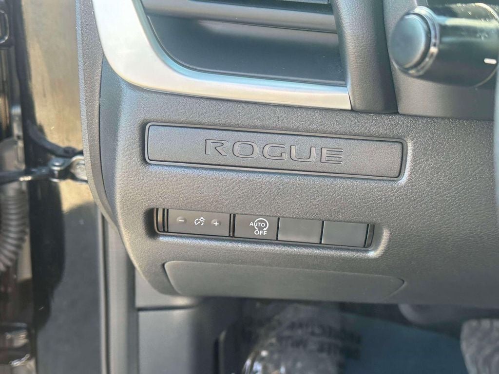 2025 Nissan Rogue S