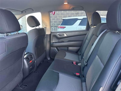 2019 Nissan Pathfinder SV