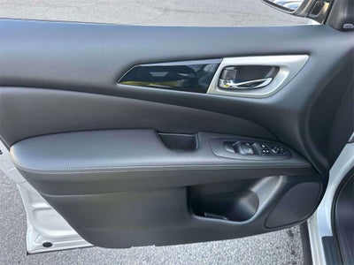 2019 Nissan Pathfinder SV