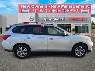 2019 Nissan Pathfinder SV