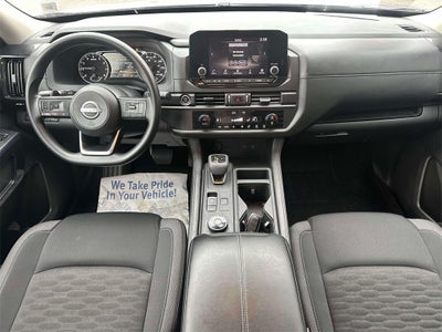 2024 Nissan Pathfinder S