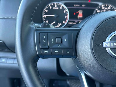 2024 Nissan Pathfinder SV