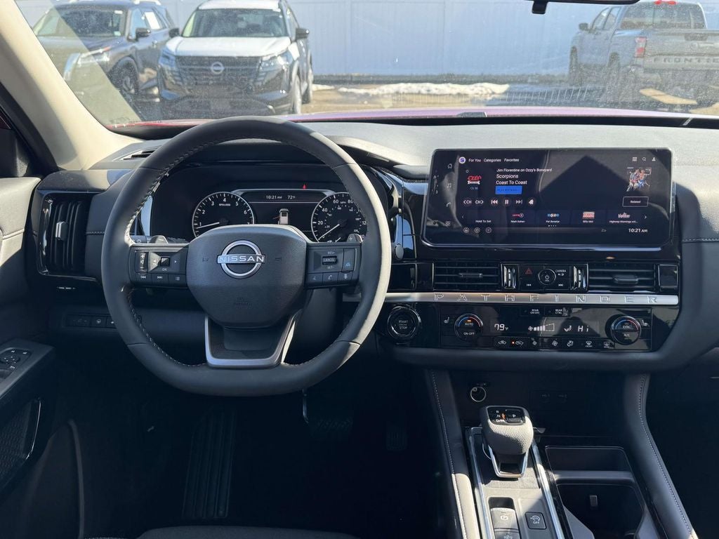 2026 Nissan Pathfinder SV