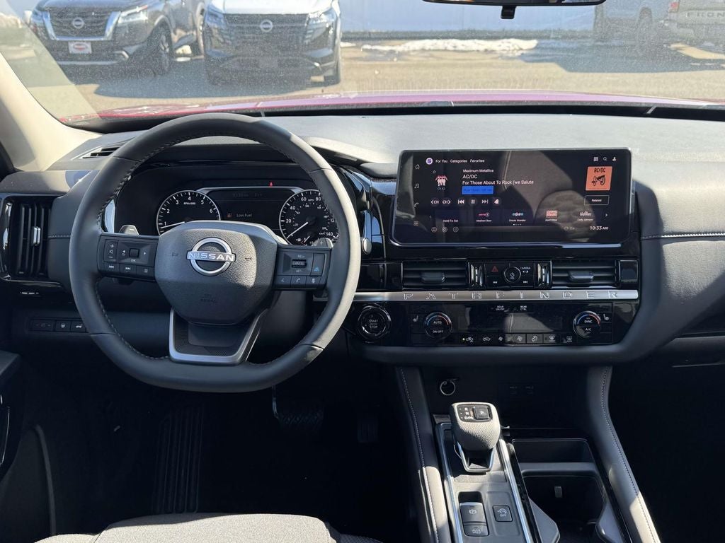 2026 Nissan Pathfinder SV