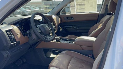 2026 Nissan Pathfinder Platinum