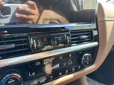 2026 Nissan Pathfinder Platinum