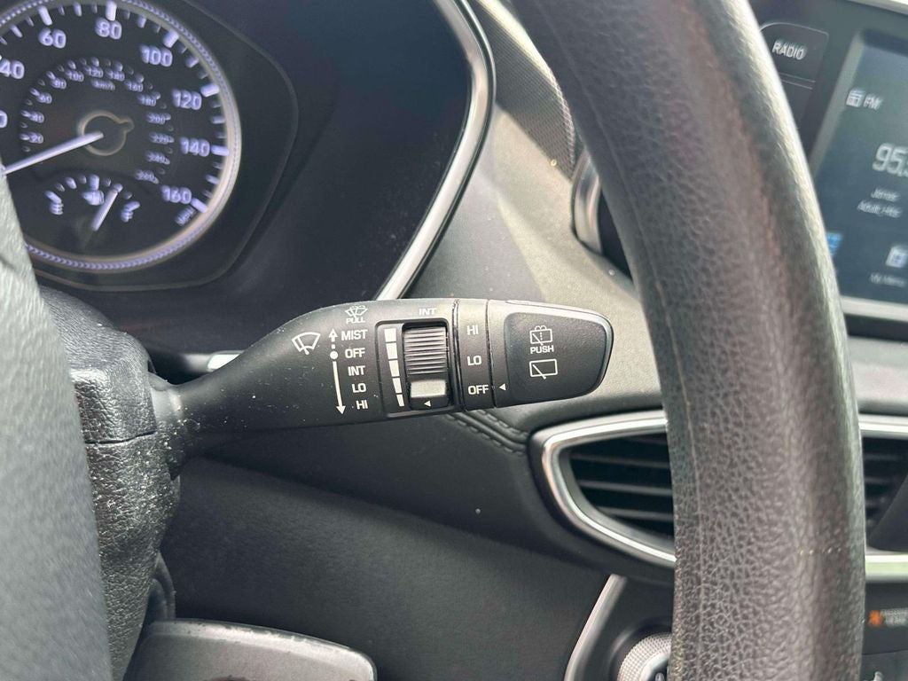 2020 Hyundai Santa Fe SE