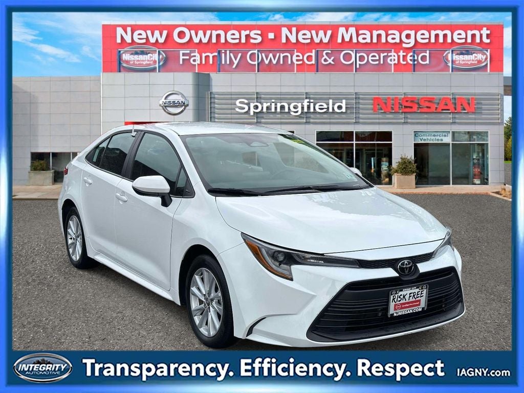 2025 Toyota Corolla LE
