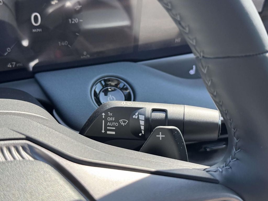 2026 Nissan LEAF Platinum+