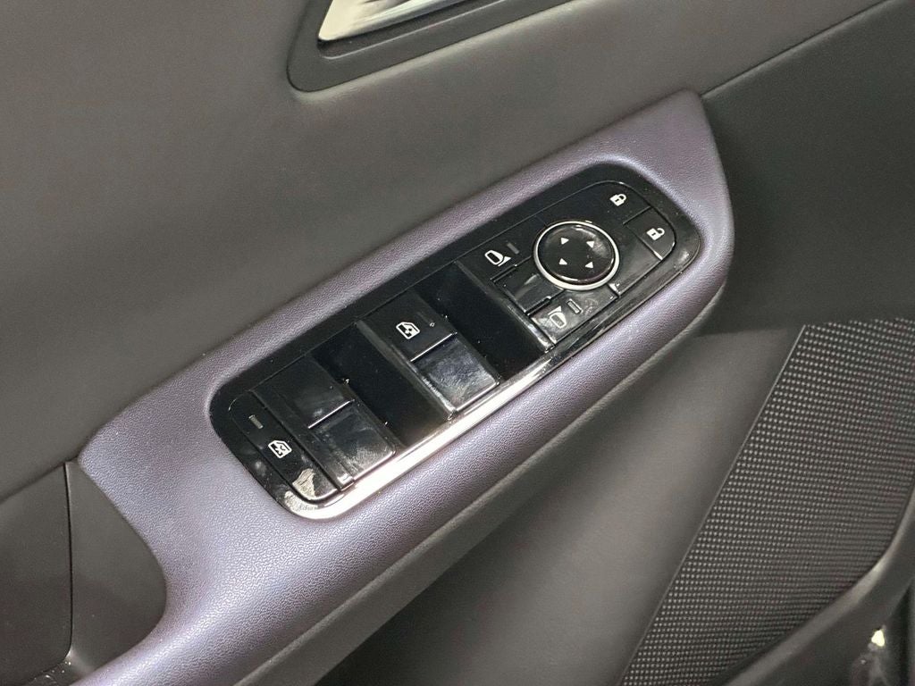 2026 Nissan LEAF Platinum+