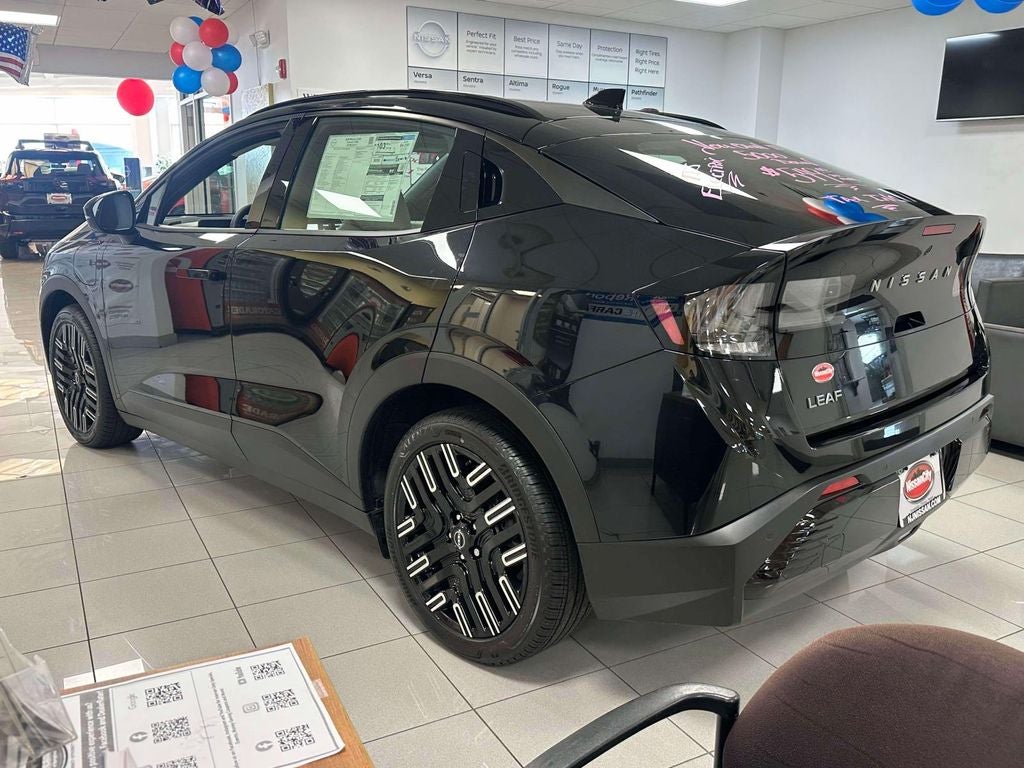 2026 Nissan LEAF Platinum+