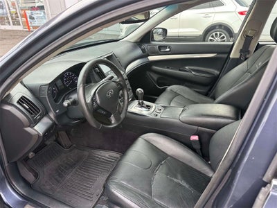 2011 INFINITI G37 X