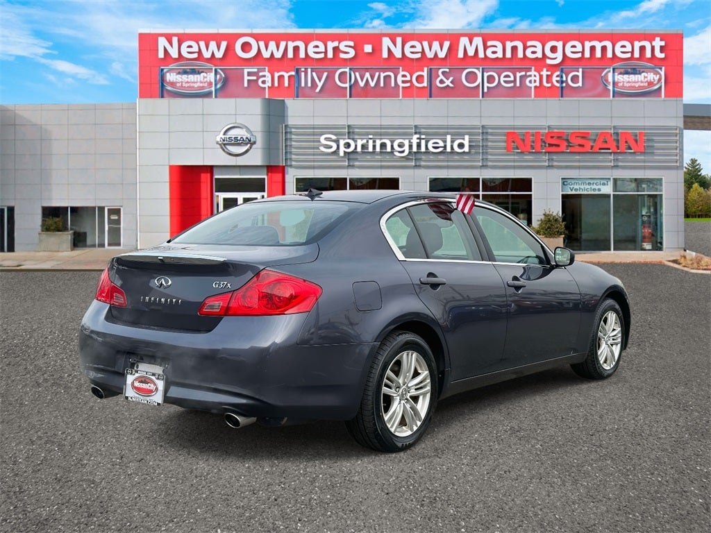 2011 INFINITI G37 X
