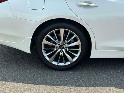 2023 INFINITI Q50 LUXE