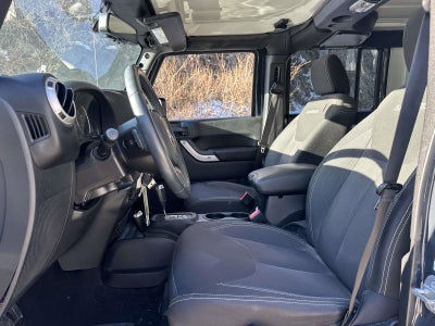 2017 Jeep Wrangler Unlimited Sahara 4x4