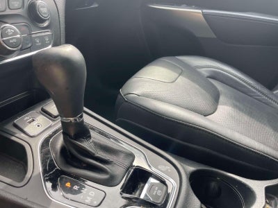 2019 Jeep Cherokee Limited FWD