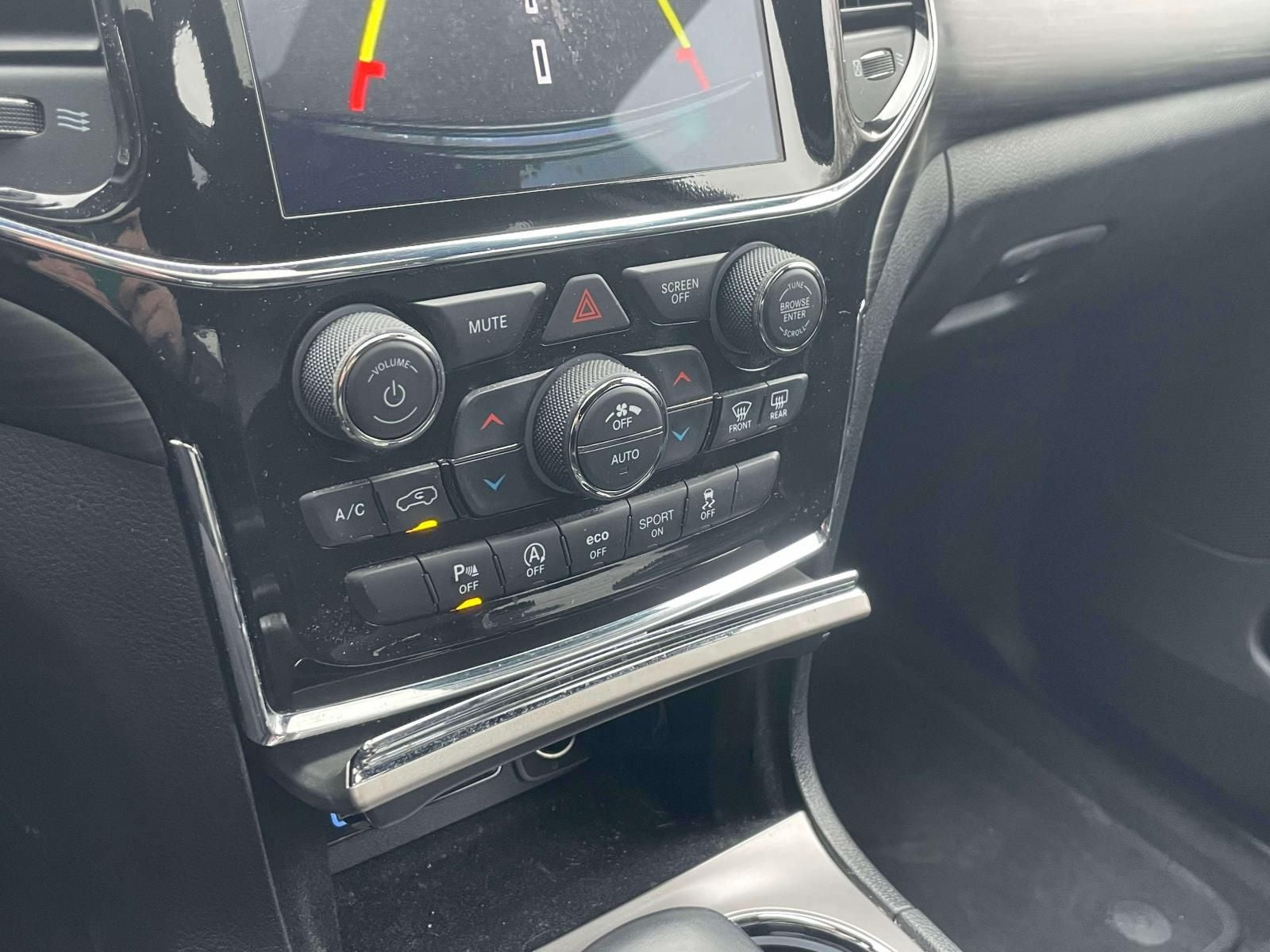 2022 Jeep Grand Cherokee WK Laredo X 4x4