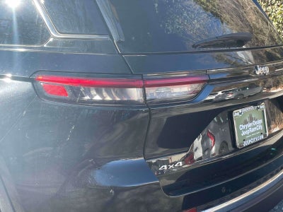 2023 Jeep Grand Cherokee Laredo 4x4