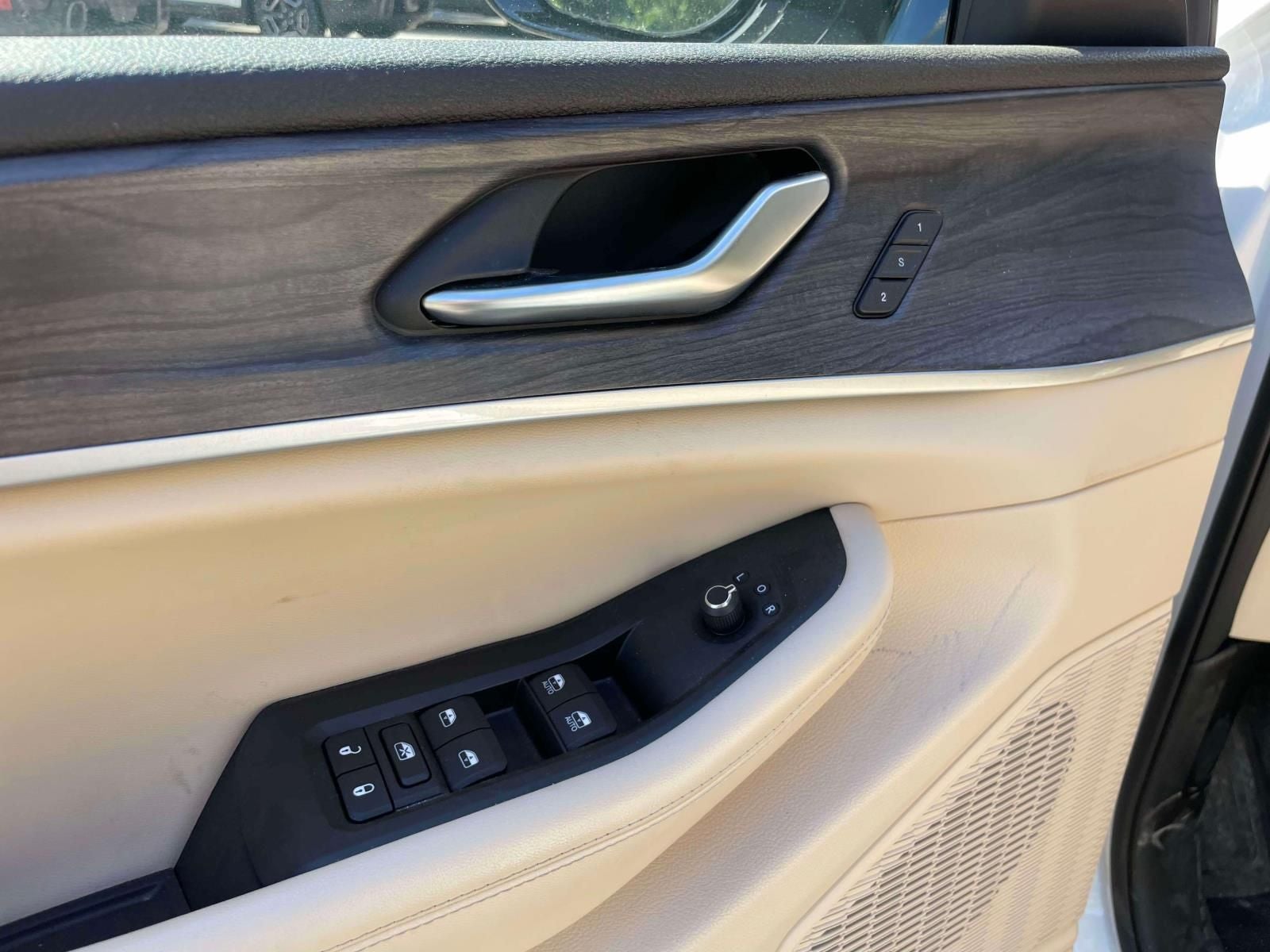 2023 Jeep Grand Cherokee L Limited 4x2