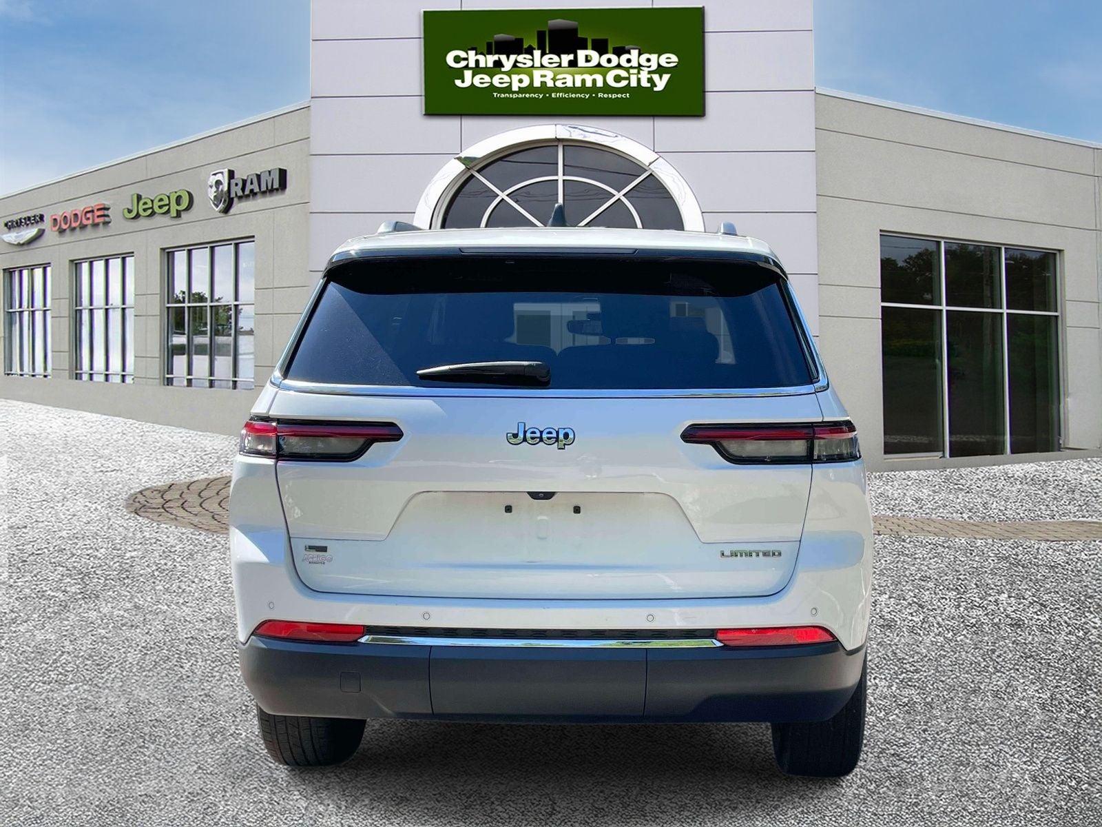 2023 Jeep Grand Cherokee L Limited 4x2