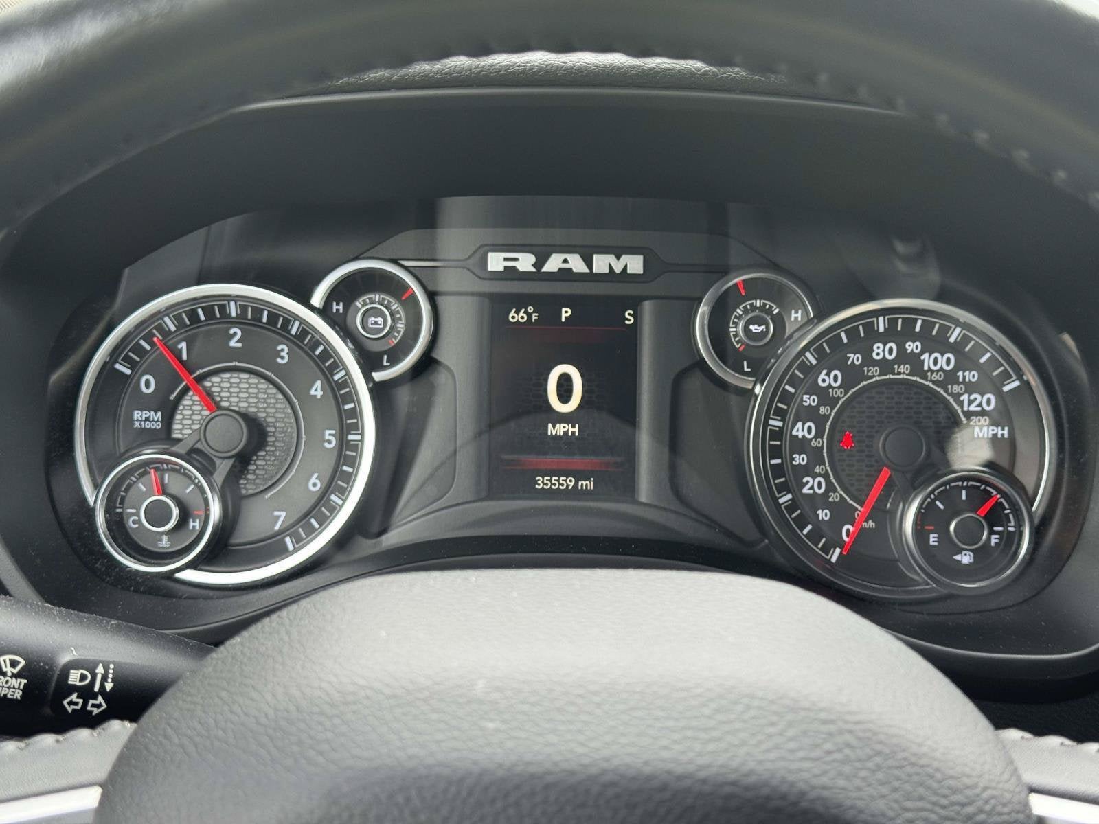 2023 RAM 1500 Big Horn Crew Cab 4x4 5'7' Box