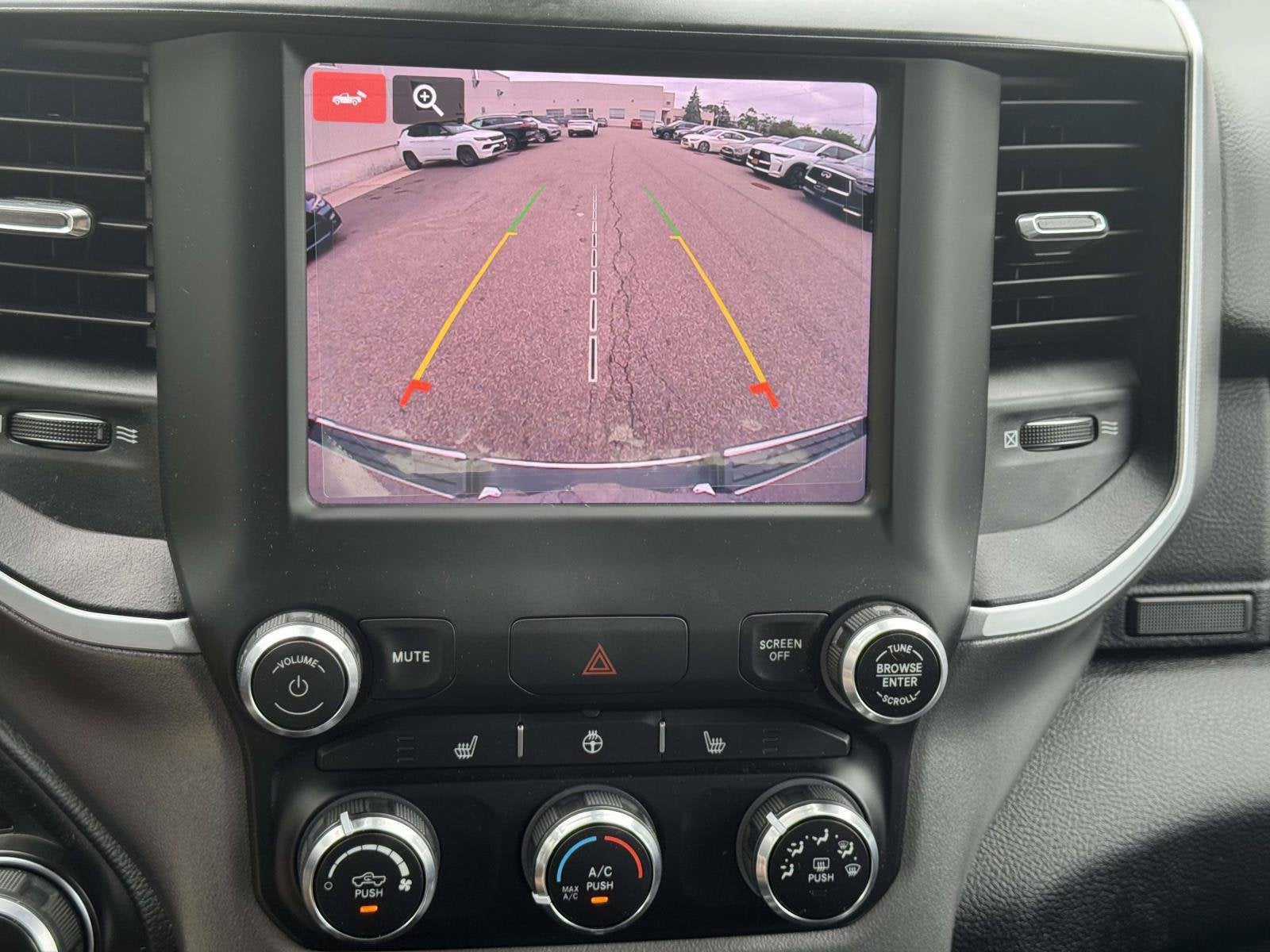 2023 RAM 1500 Big Horn Crew Cab 4x4 5'7' Box