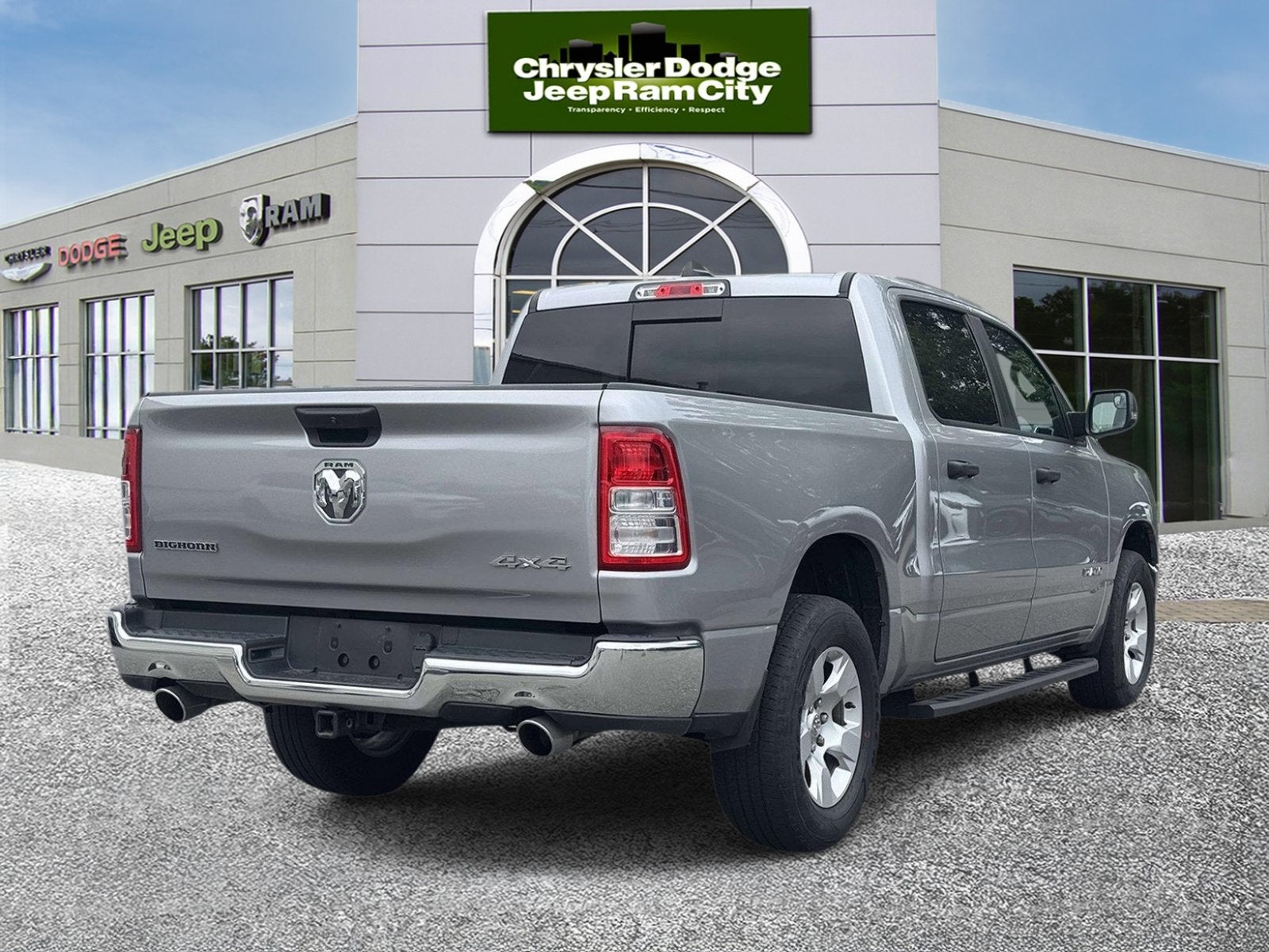 2023 RAM 1500 Big Horn Crew Cab 4x4 5'7' Box