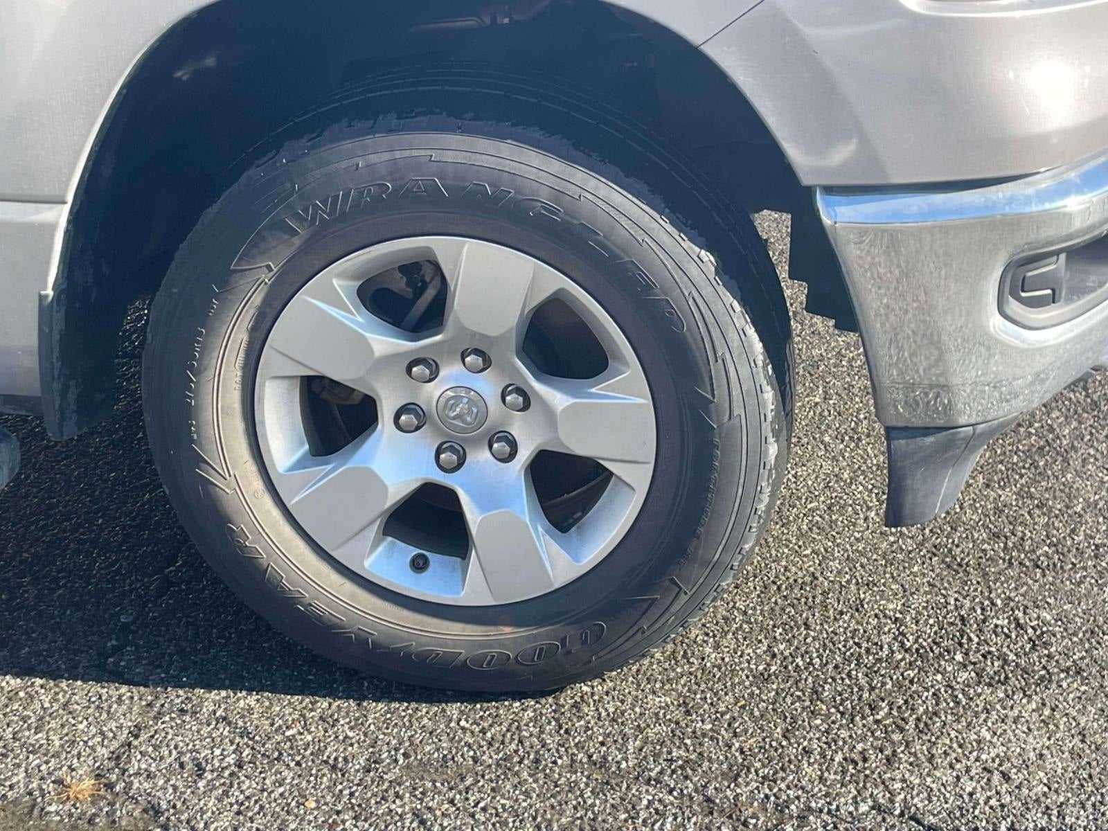 2021 RAM 1500 Big Horn Crew Cab 4x4 5'7' Box