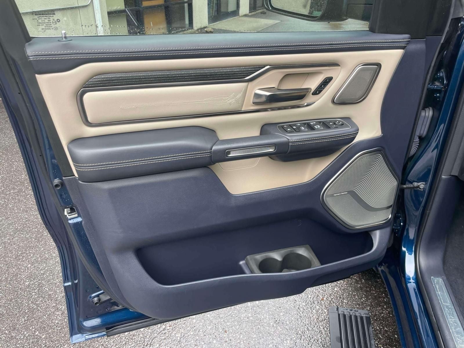 2020 RAM 1500 Limited Crew Cab 4x4 5'7' Box