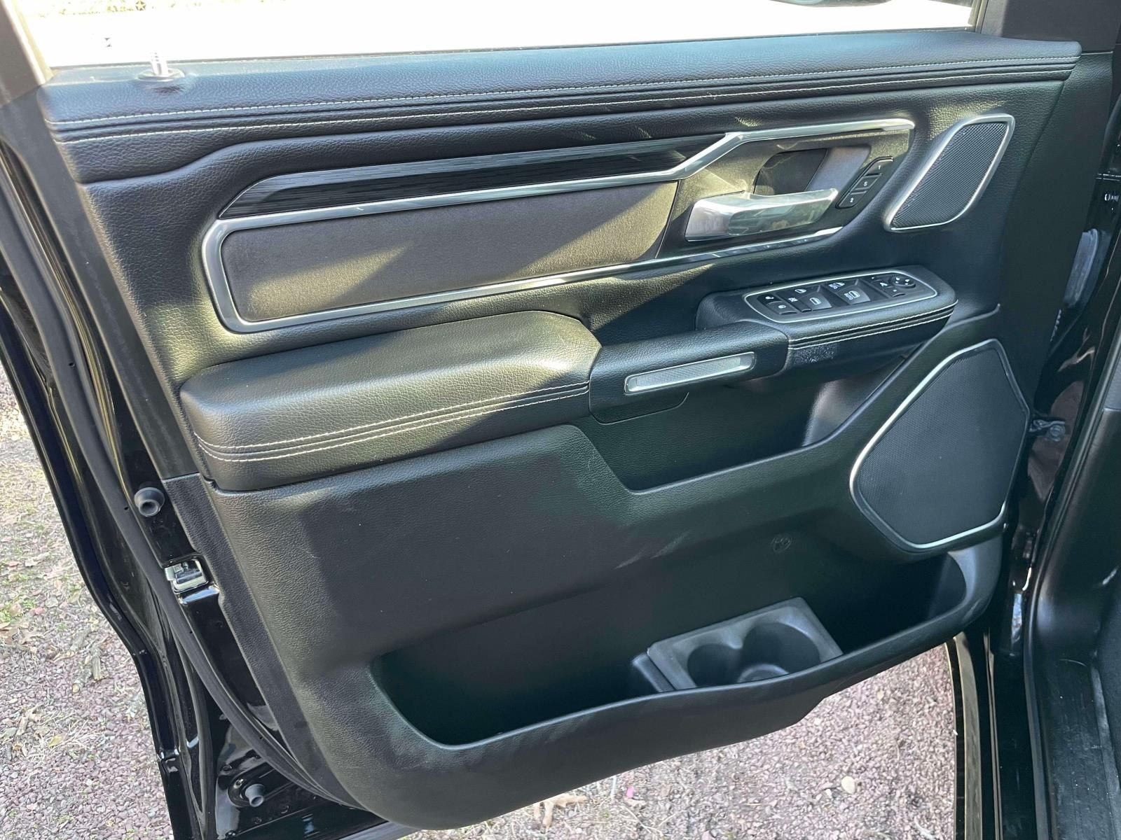 2023 RAM 1500 Laramie Crew Cab 4x4 5'7' Box