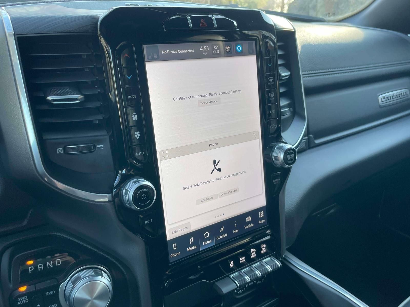 2023 RAM 1500 Laramie Crew Cab 4x4 5'7' Box