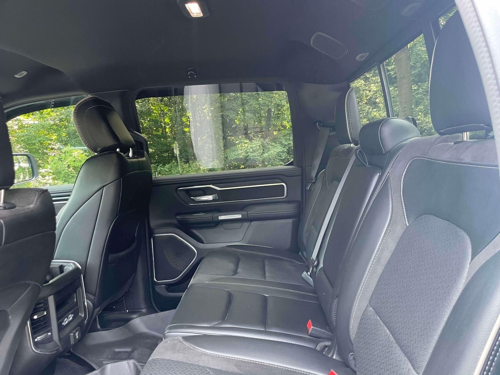 2023 RAM 1500 Laramie Crew Cab 4x4 5'7' Box
