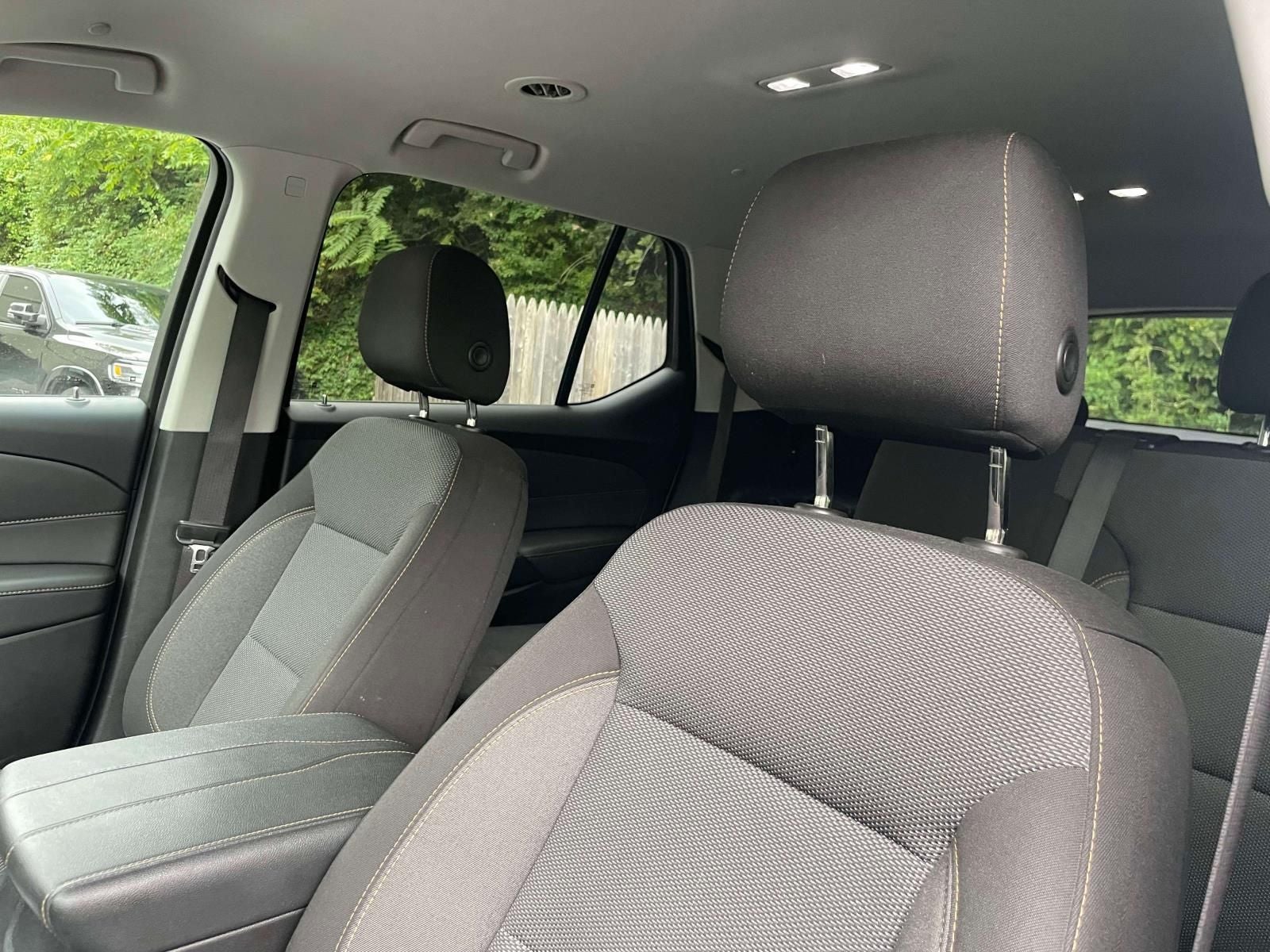 2021 Chevrolet Traverse FWD LS