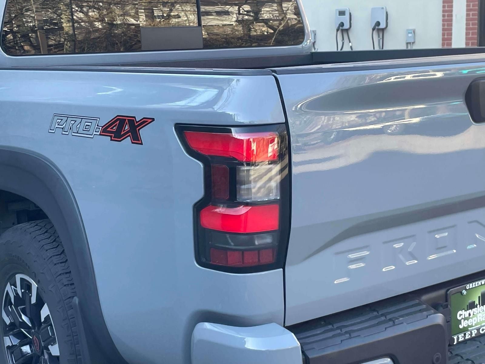 2023 Nissan Frontier Crew Cab PRO-4X 4x4