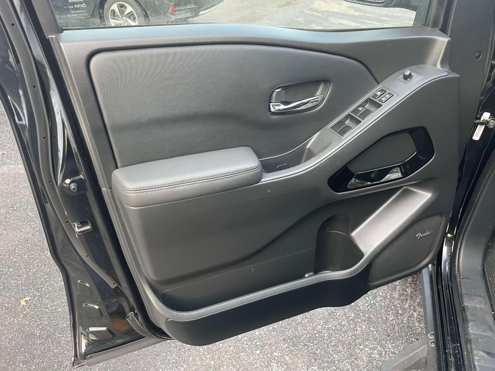 2022 Nissan Frontier Crew Cab PRO-4X 4x4