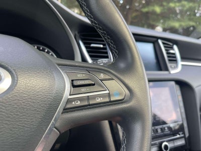 2023 INFINITI QX50 LUXE AWD