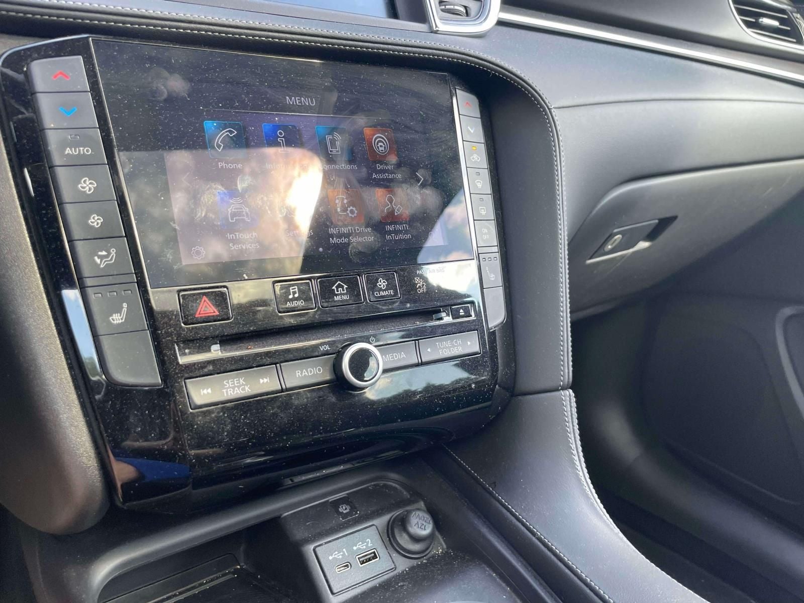 2023 INFINITI QX50 LUXE AWD