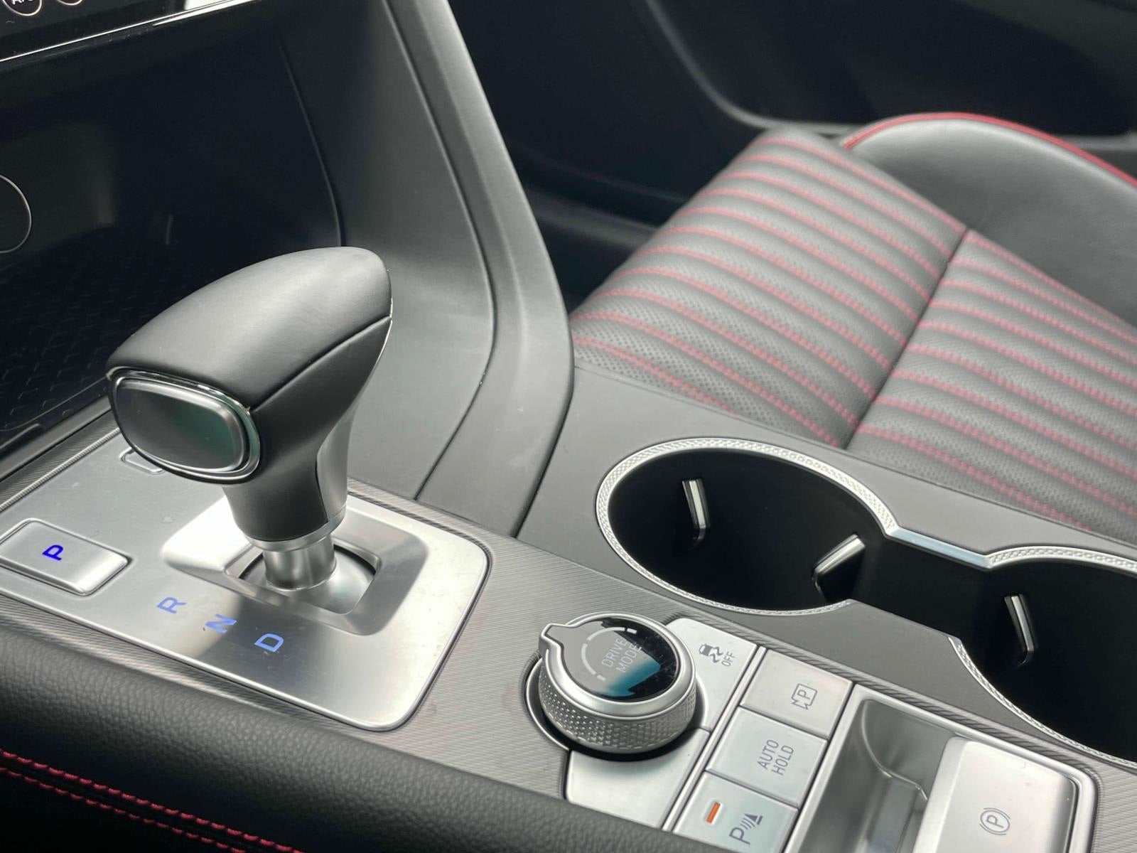 2024 Genesis G70 3.3T AWD Sport Advanced