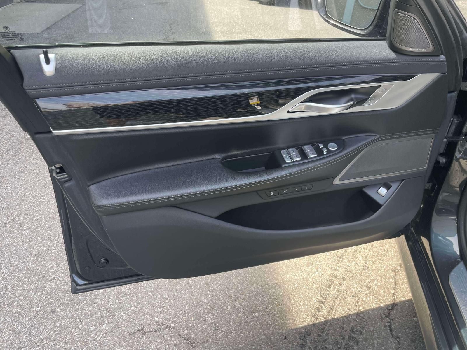 2019 BMW 740i xDrive