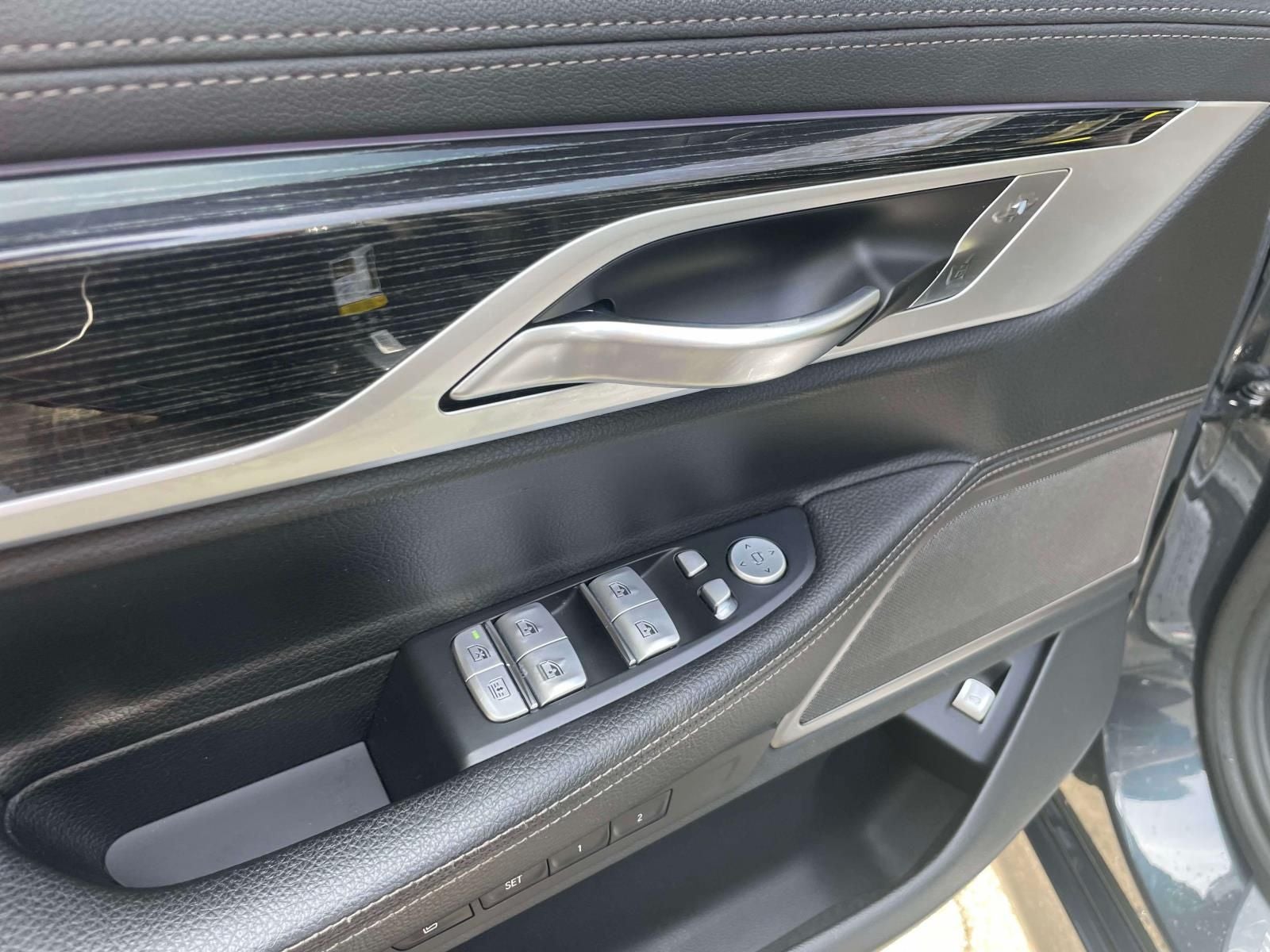 2019 BMW 740i xDrive