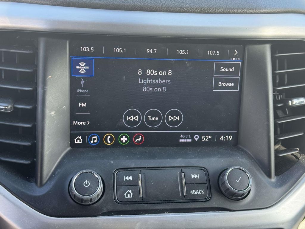 2023 GMC Acadia SLE