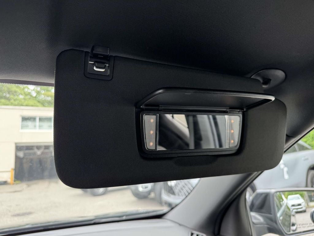 2024 Chevrolet Traverse Limited LT Cloth