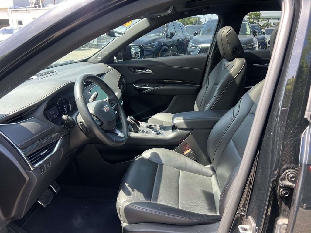 2022 Cadillac XT4 Sport