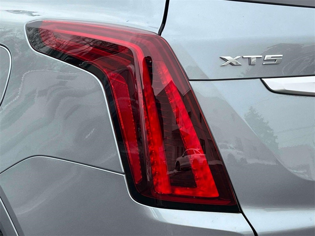 2023 Cadillac XT5 Luxury